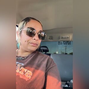 Meet your Posher, Amber